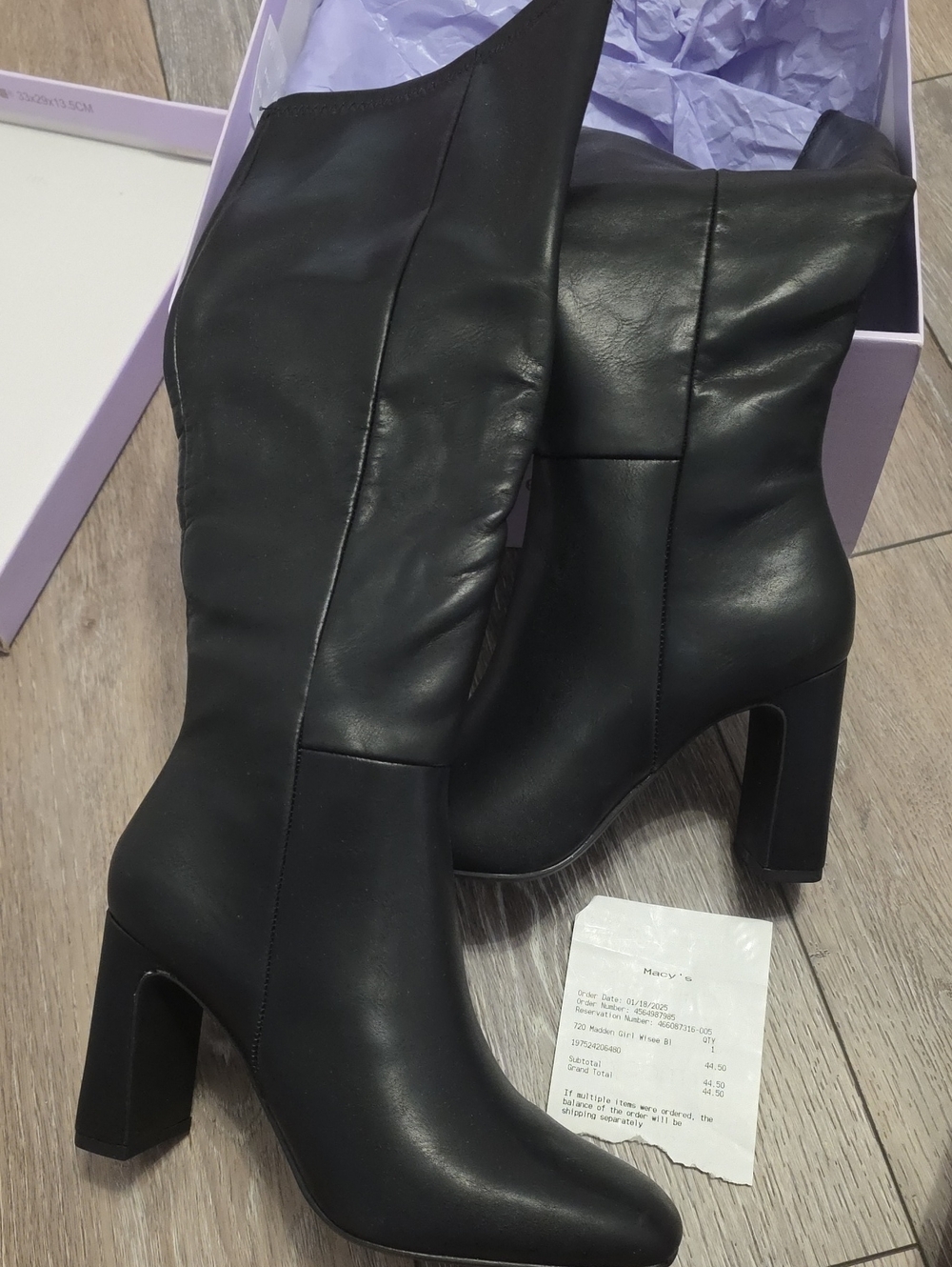 New In Box Madden Girl Wisee Black Pari